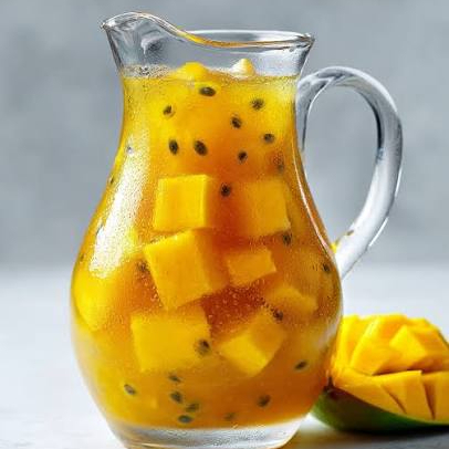 jarra de agua de mango maracuya