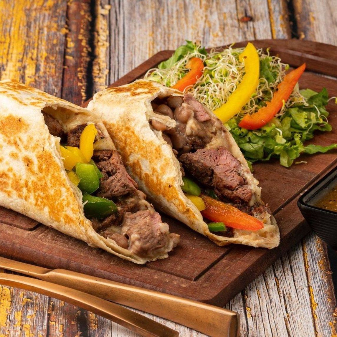 Burrito grande de Arrachera