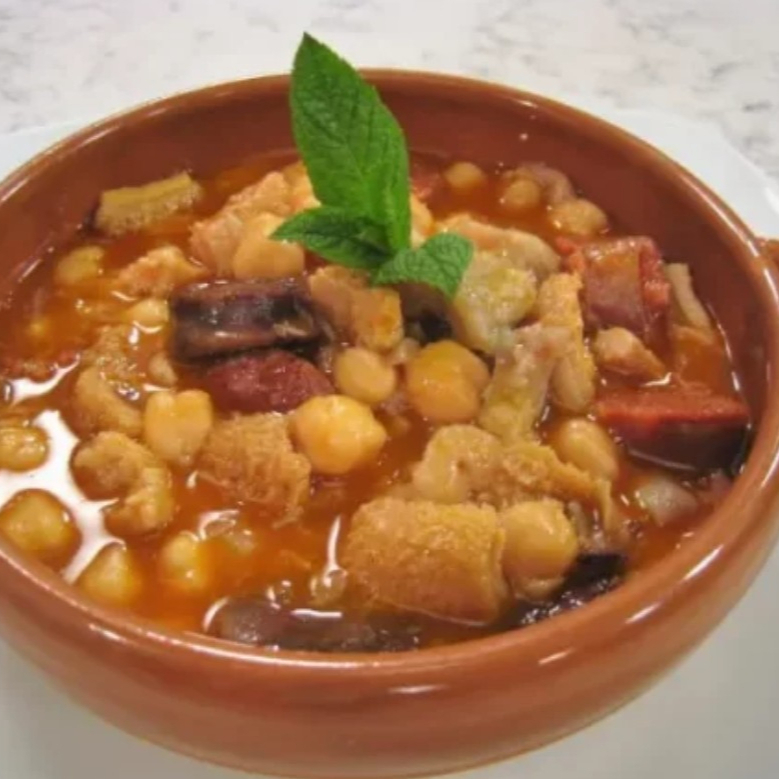 Mondongo con Garbanzo