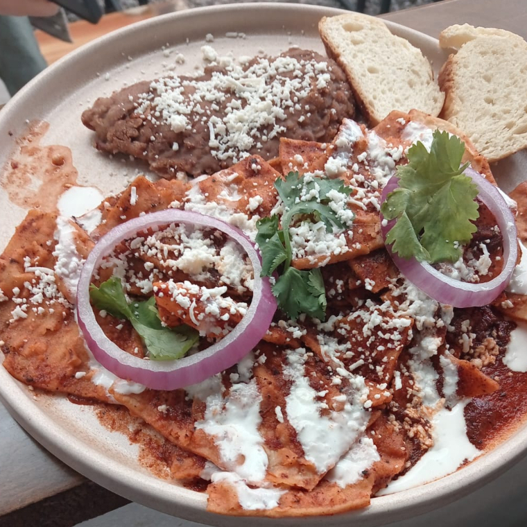 Chilaquiles Rojos