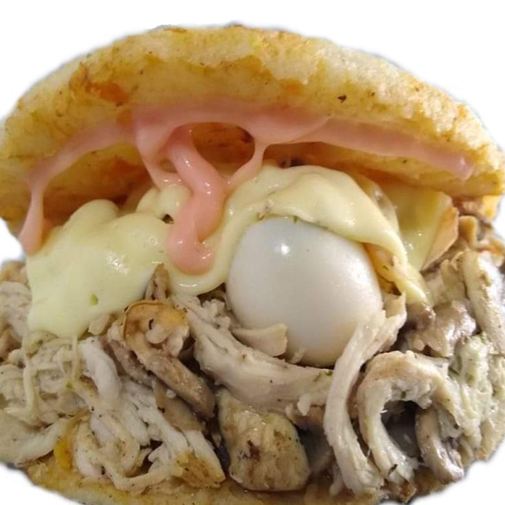 Arepa Rellena Pollo Champiñón