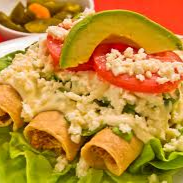 Taco dorados de pollo