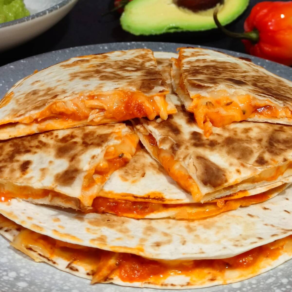 Quesadilla Gigante