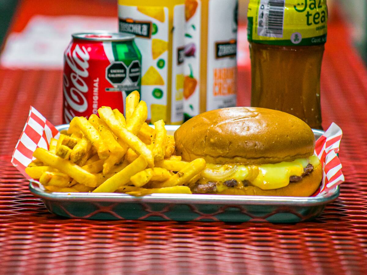 Bite Burgers Y Dogos