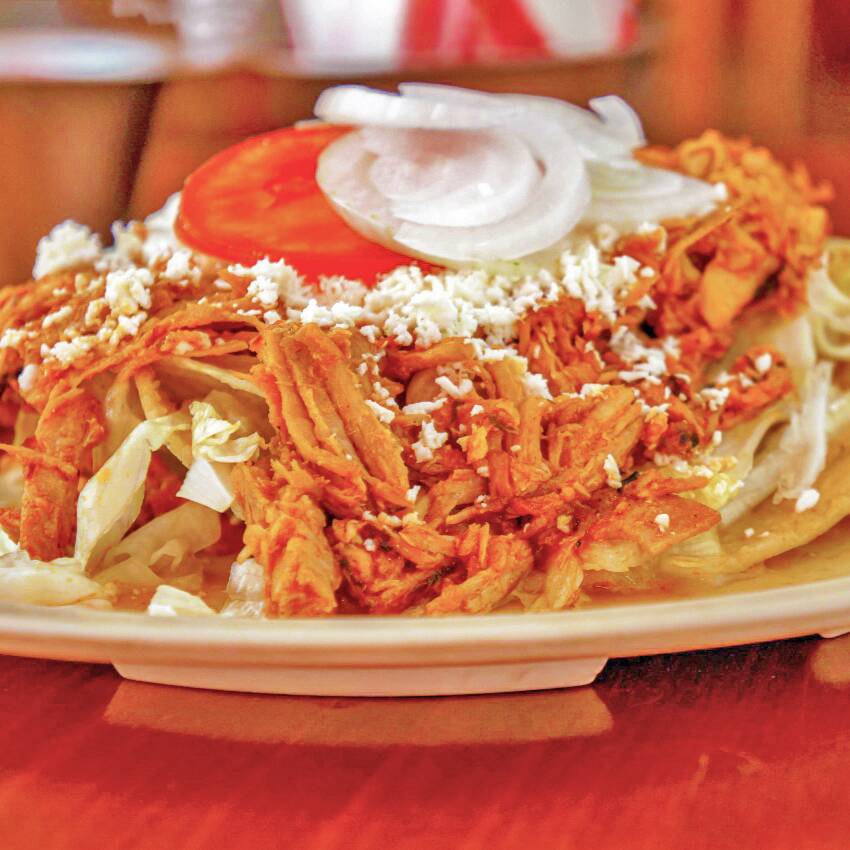 Tostada Gigante