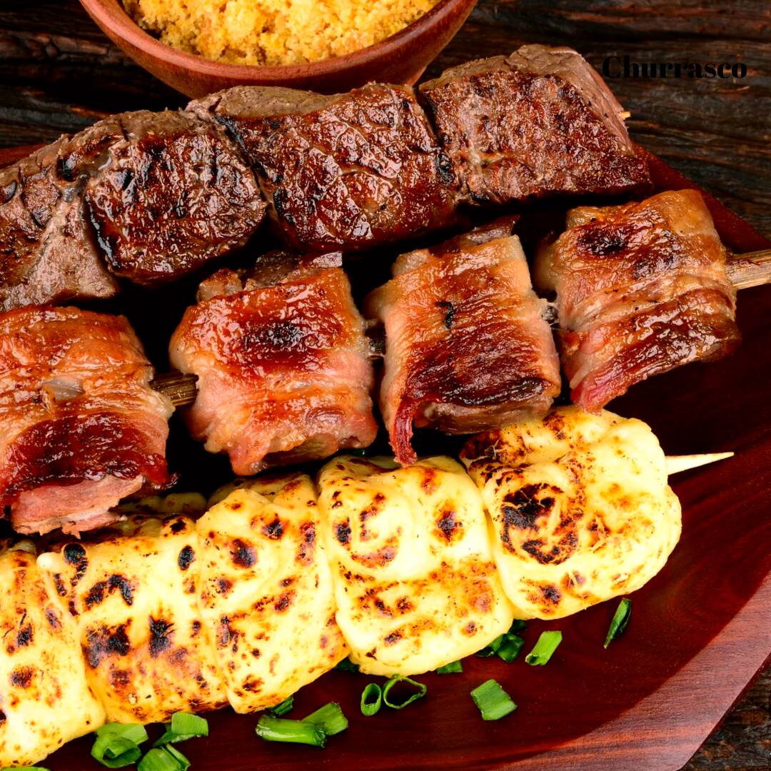 Escolha os seus espetinhos favoritos. Podendo adicionar acompanhamentos para turbinar e complete com bebida