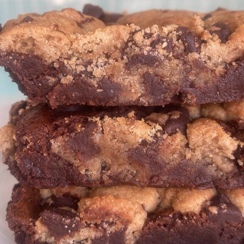 Brookie (Brownie + Cookie)