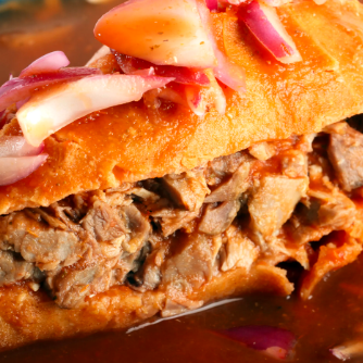 Torta Ahogada de Carnitas