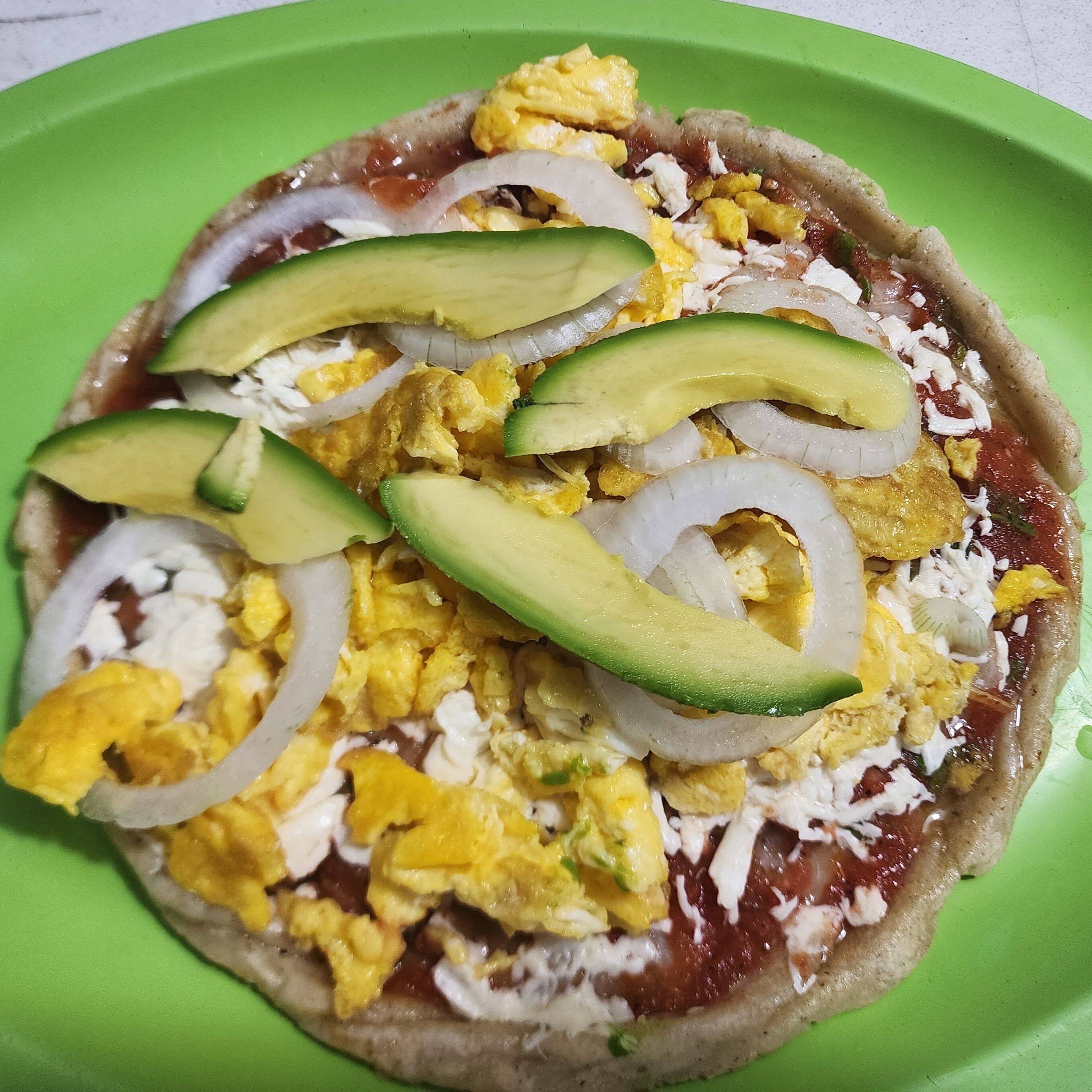 Picada preparada huevo,asada,enchilada o longaniza