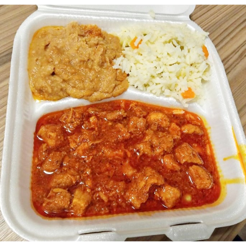 Comida con Su Elección de Guisado