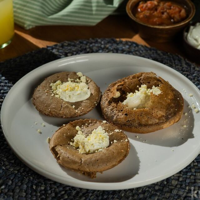 Gorditas Rellenas de Frijol