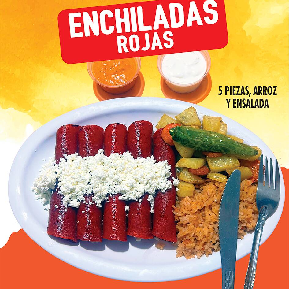 ENCHILADAS EN TORTILLA ROJA