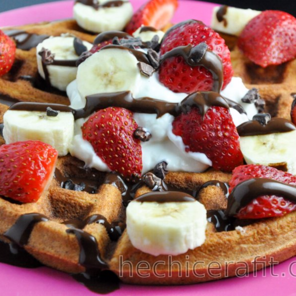Waffle con 1 Untable y 1 Fruta