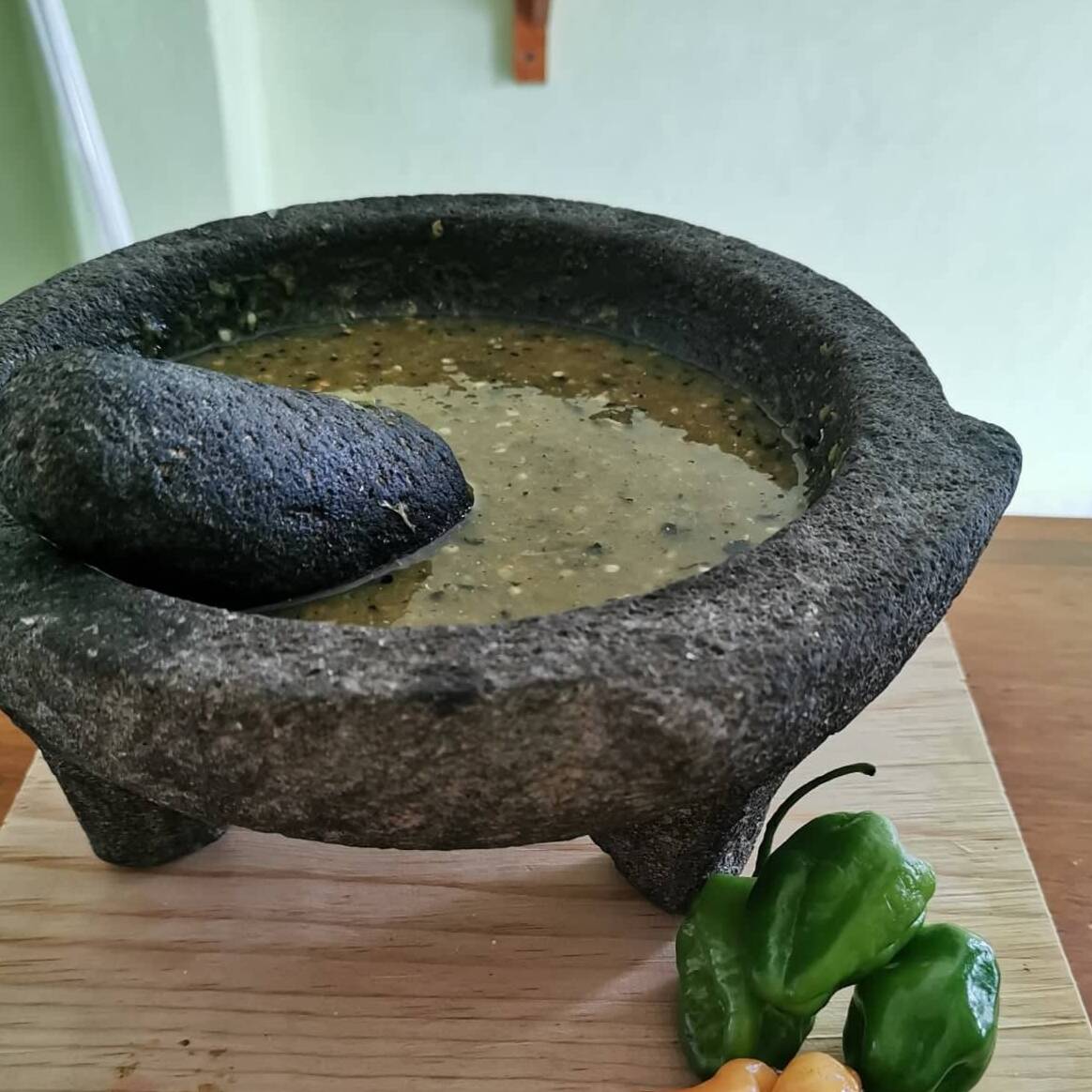 Salsa de Habanero de Molcajete (4oz) Copiar