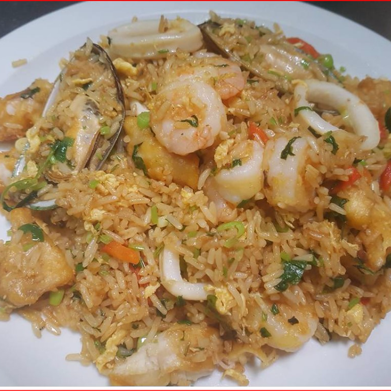 Arroz En Salsa Con Pollo,Camarones entero