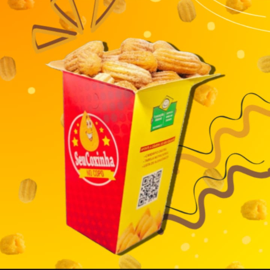 Delicie-se com uma festa saborosa de 25 mini churros, cuidadosamente preparados e recheados com um doce leitoso e irresistível que derrete na boca. Acompanha um copo médio para colocá-los e degustá-los com facilidade, tornando a sua experiência ainda mais prazerosa. Para completar, um refrescante e revigorante refrigerante de Coca Cola de 200ml, garantindo a perfeita combinação entre o doce e o refrescante. Uma tentação inconfundível e perfeita para qualquer momento do Dia. Experimente e apaixone-se por esse destaque da categoria 'Churros Seu Coxinha'!