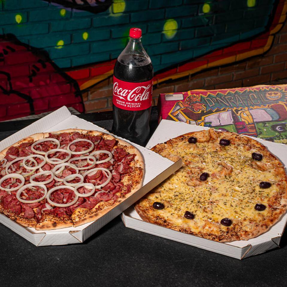 Combo Seleção 99, 1 pizza de calabresa + 1 Pizza de Mozarela (10 Fatias) e 1 coca cola 2L
