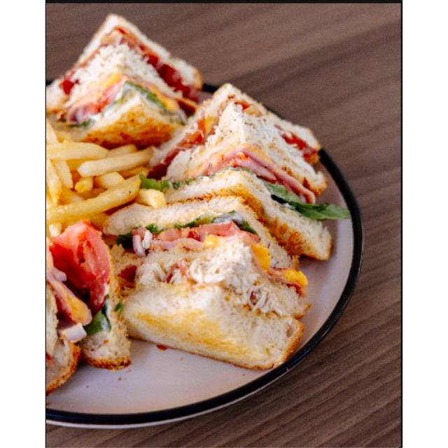 CLUB SANDWICH