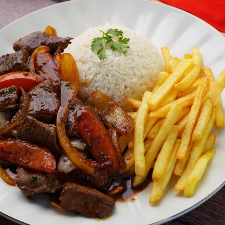 Lomo Saltado