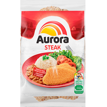 O Steak de Frango Aurora conta com uma casquinha crocante e muito fácil de preparar. Pode ser reparado no forno ou frito e não precisa descongelar, garantindo muito mais praticidade para seu dia a dia. Além de muito sabor