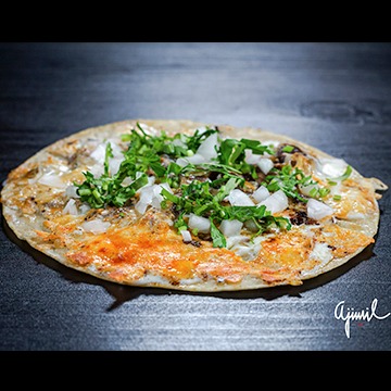 Quesadilla con Carne Asada
