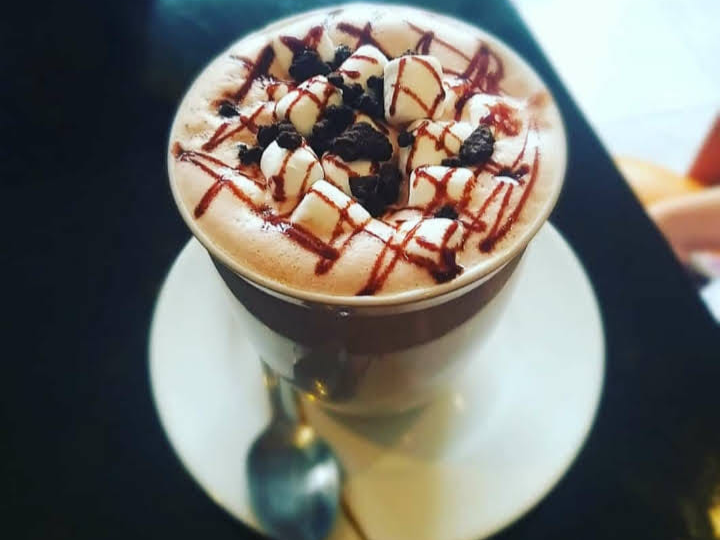 Chocolate Caliente 16 oz