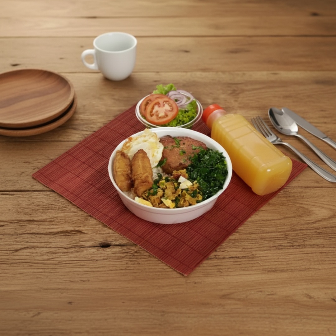 950 gr Acompanha Arroz,Feijão+2 Proteína+3 Guarnição Nem a dieta resistiu… e nem precisa, porque tá bom demais!
