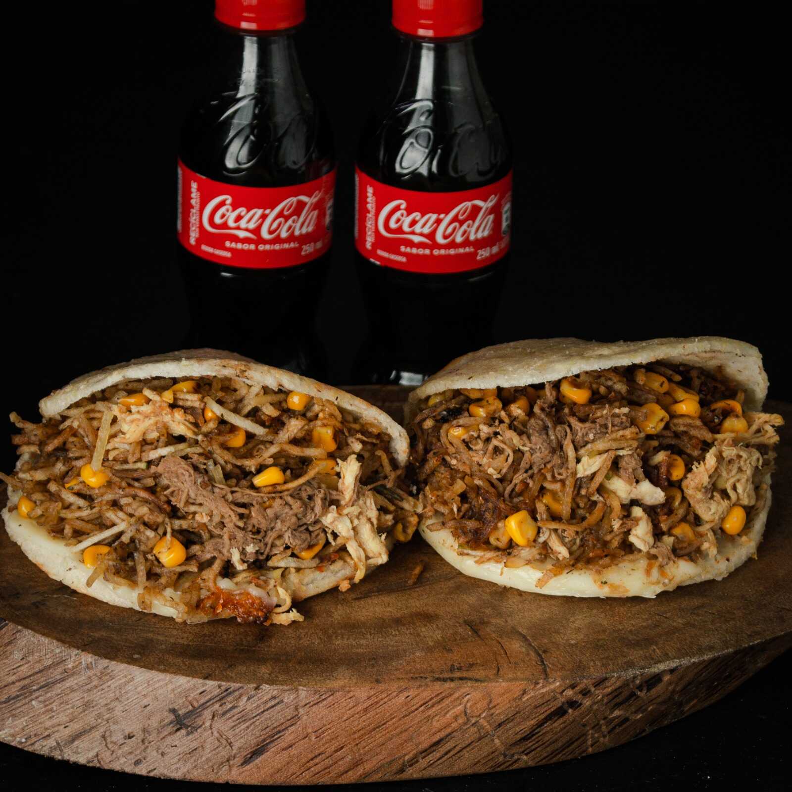 Combo 2 Arepas Mazorcadas + 2 Bebidas