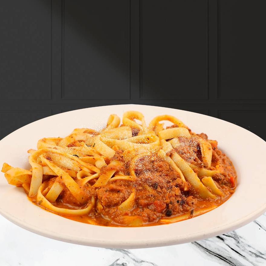 Fetuccini A La Bolognesa C