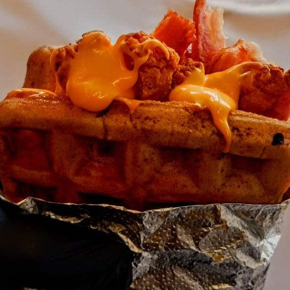 Waffles con Pollo