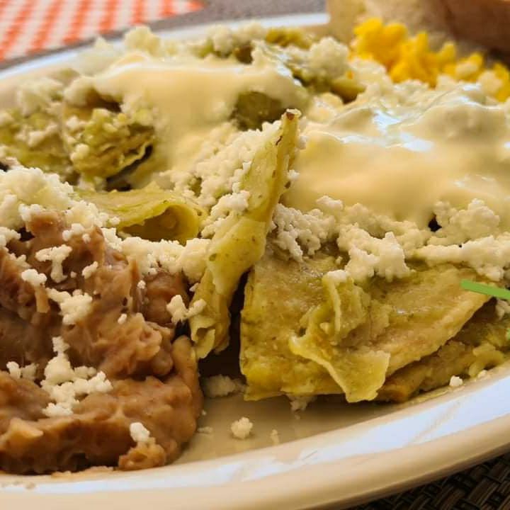 Lonche Chilaquiles Verdes