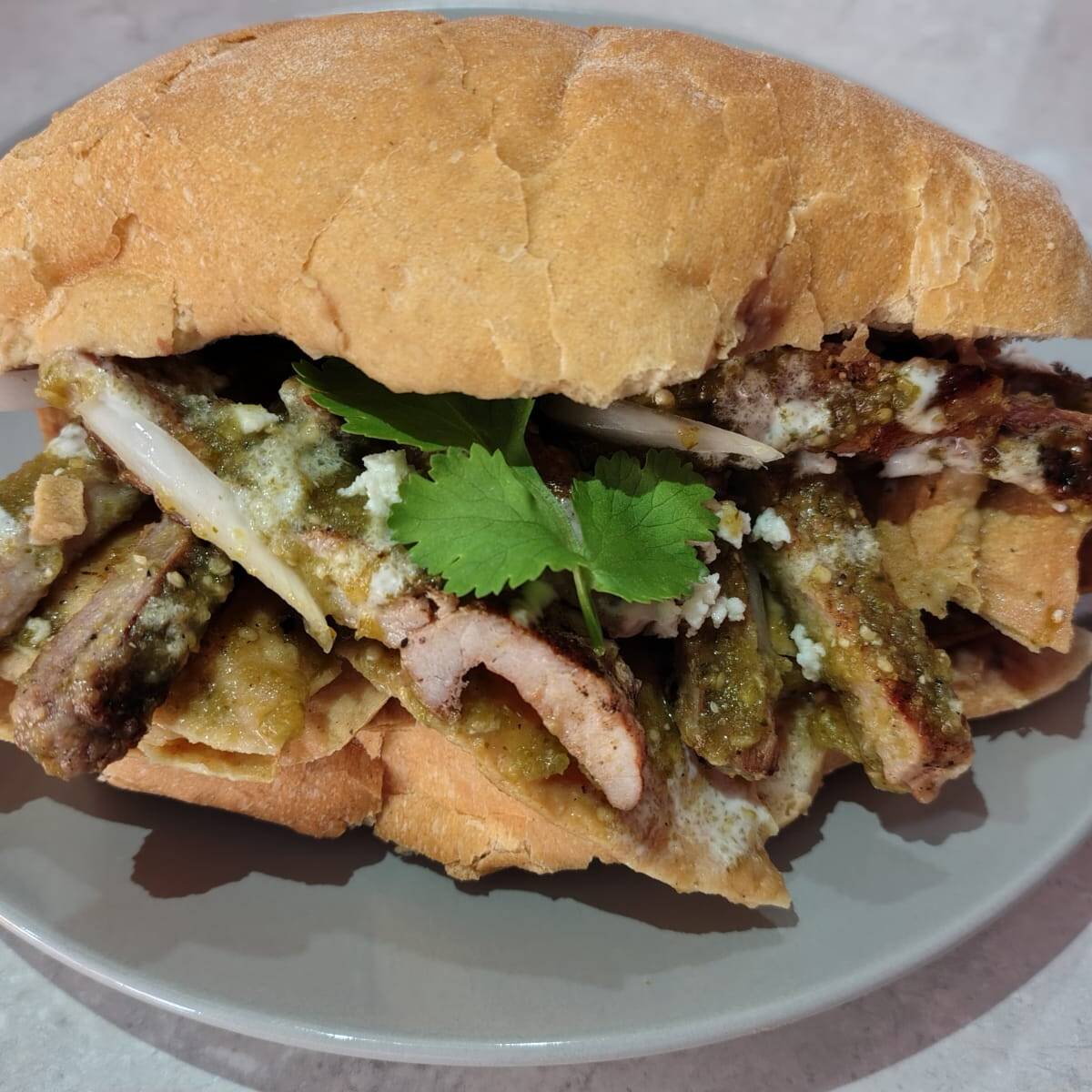 Torta de Chilaquiles con Marrachera