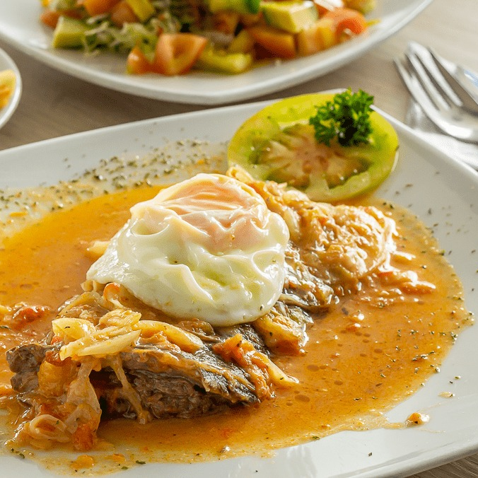Bistec a caballo