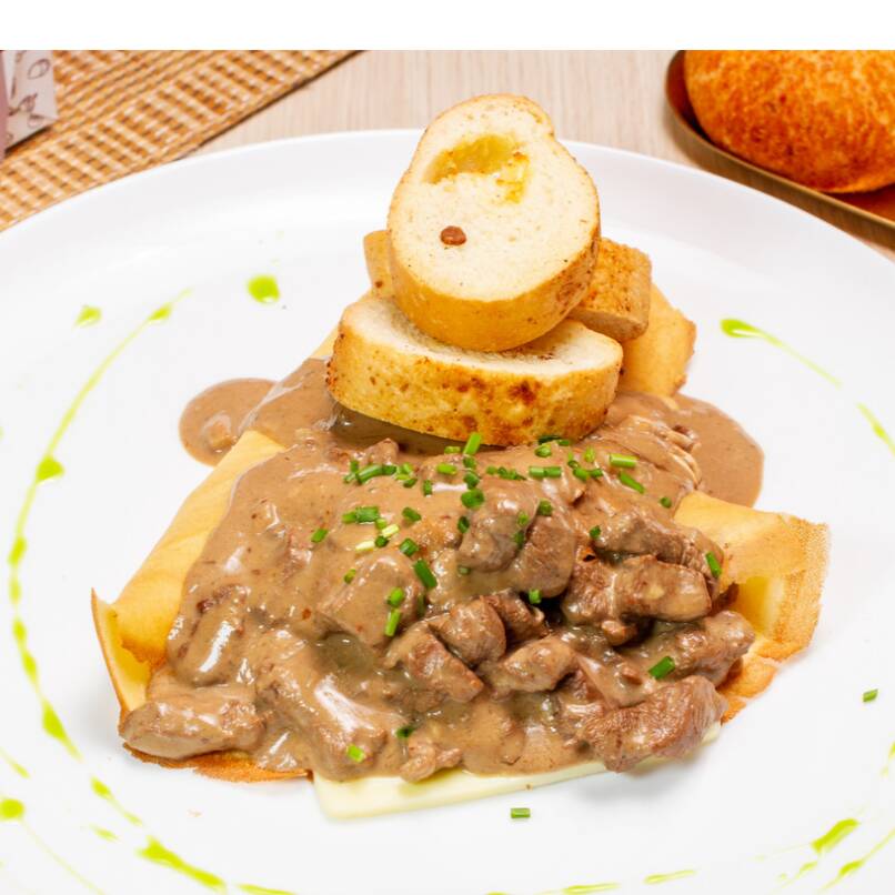Crepes Stroganoff