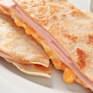 Sincronizada con jamón y queso