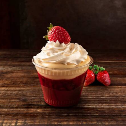 Creme de chocolate, Brownie, Creme de Galak, Geleia de morango, Chantininho e morangos  1 unidade. 250ml. 340gr.