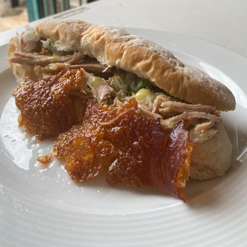 TORTA DE LECHÓN AL HORNO