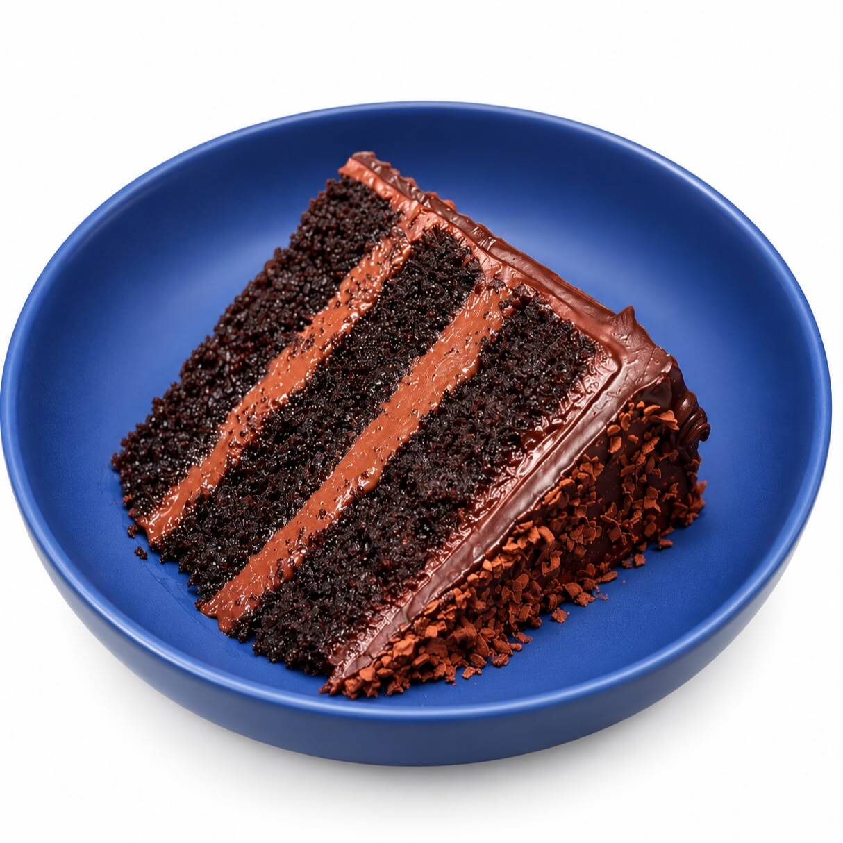 Massa fofinha com cacau intenso black, recheio de brigadeiro bem cremoso e cobertura de ganache de chocolate meio amargo. Perfeito