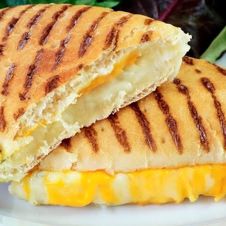 Sándwich 4 Quesos