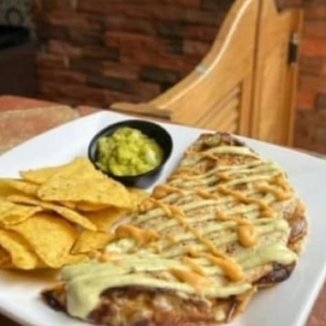 Quesadilla Pollo Champiñones