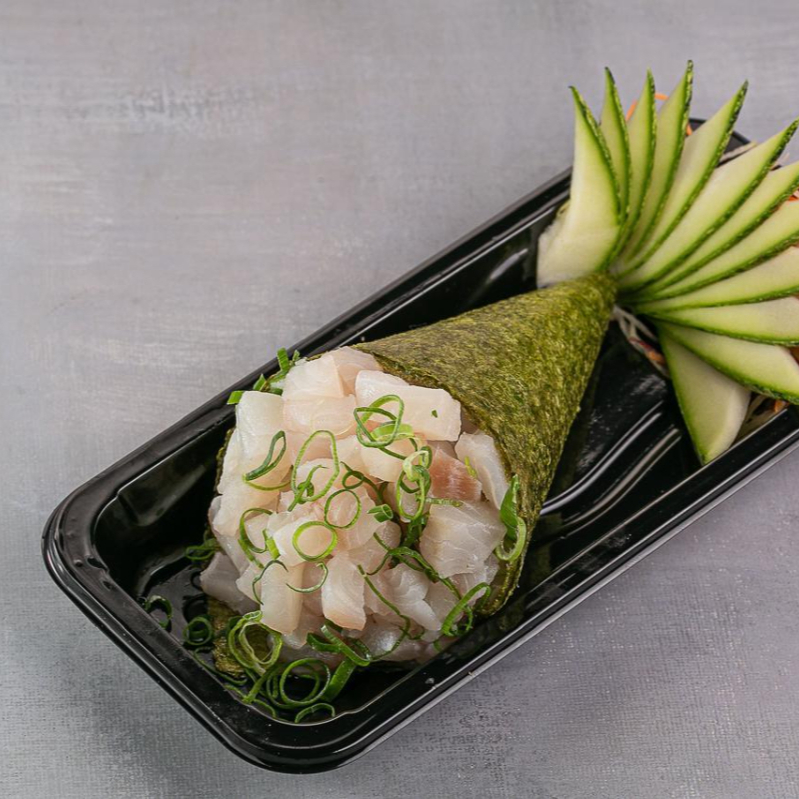 Tialpia, creme cheess, alga, arroz japones e cebolinha