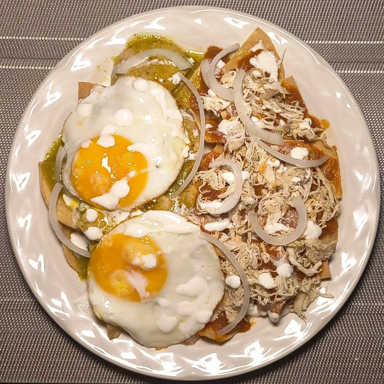ORDEN DE CHILAQUILES MIXTOS