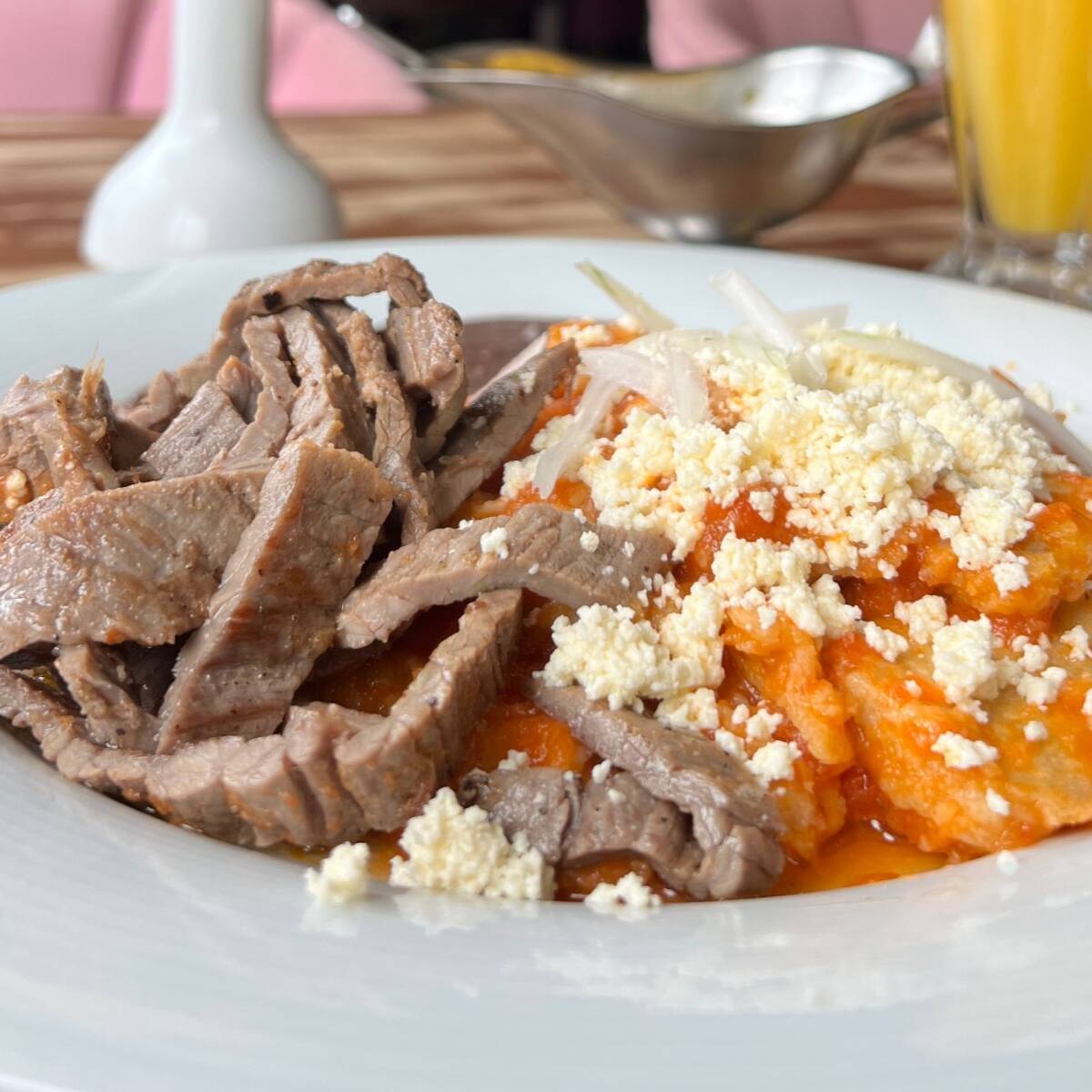 Estrujada con Cecina