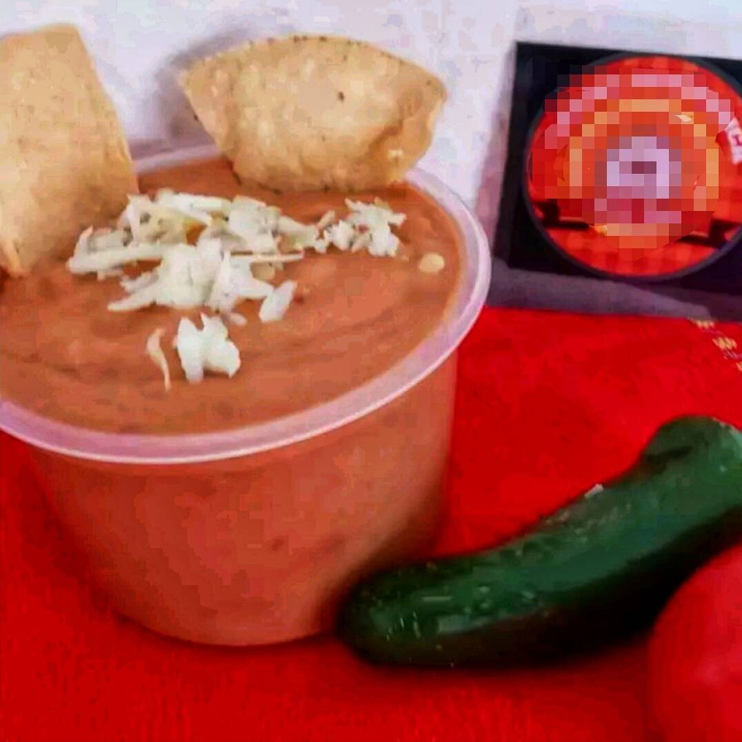 MEDIO DE FRIJOLES REFRITOS