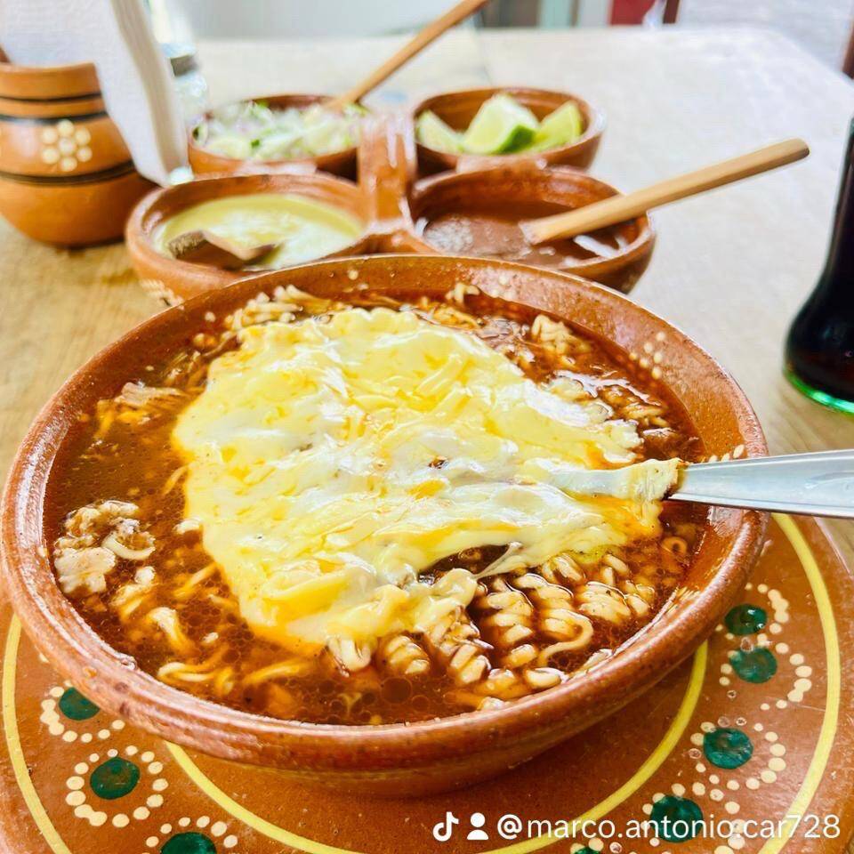 Ramen de Birria con Queso