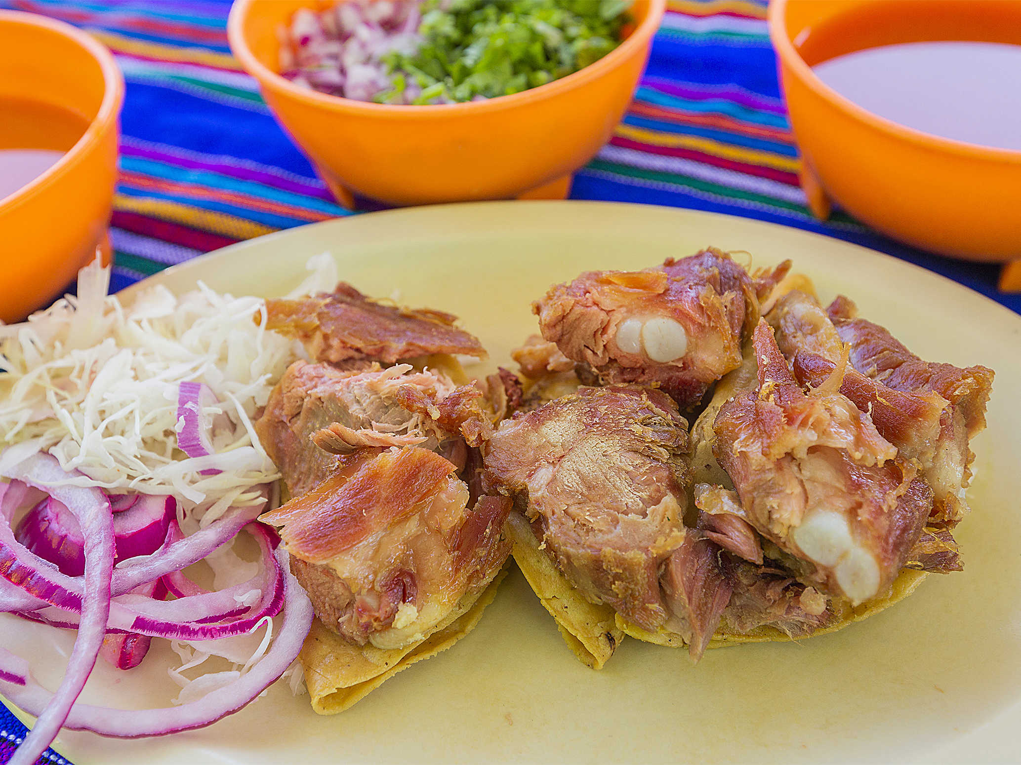 8 TACOS DORADOS CON CARNE