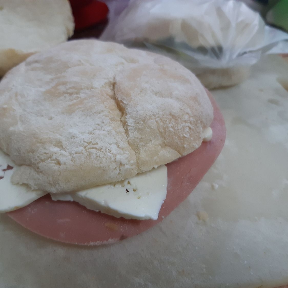 Pambazo de Jamón