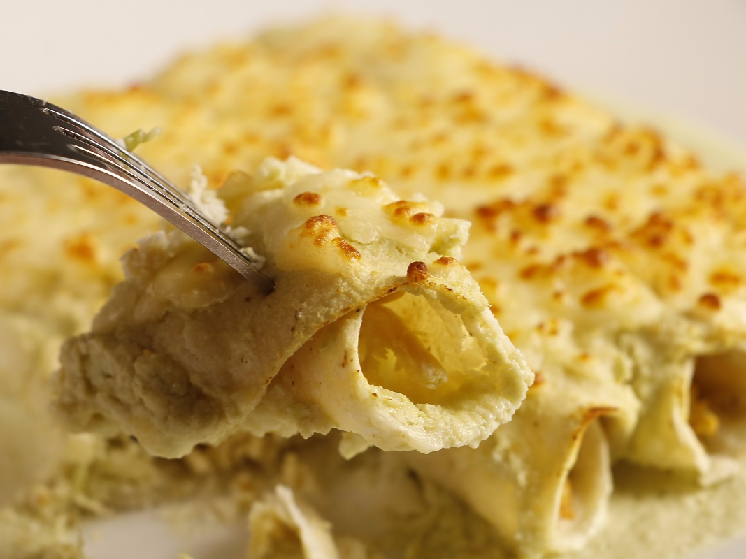 Enchiladas Rellenas con Pollo