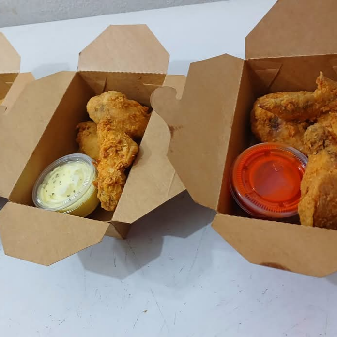 4 alitas con papas