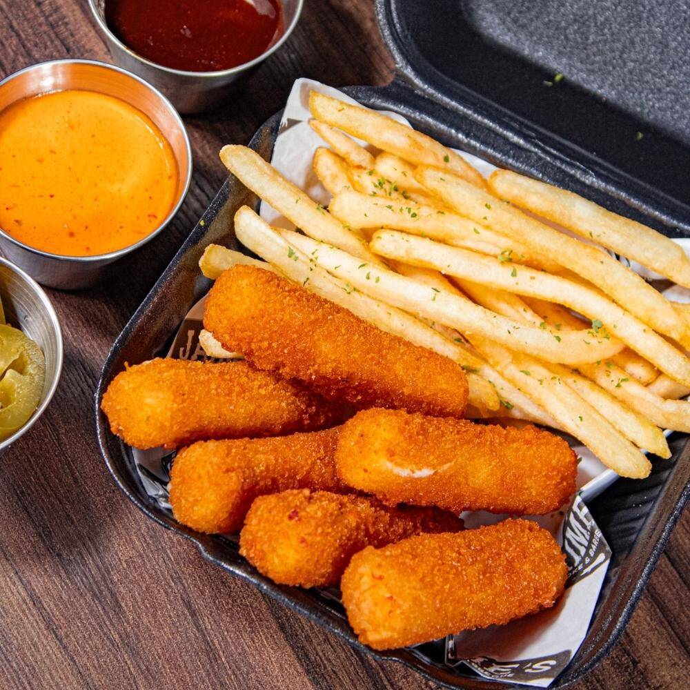 Dedos de queso con papas